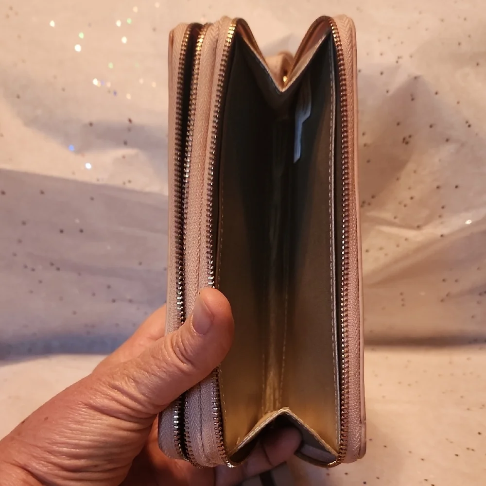 New York And Company Cream Wallet with Classic Design - Picture 4 of 5